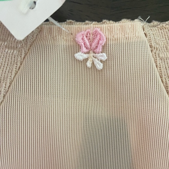 Ardyss nude panty reshaper size XXS butt enhancer NWT - Picture 4 of 13